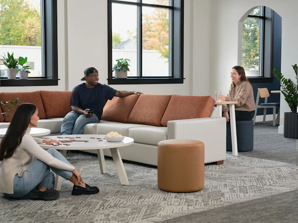 RT London showroom with lounge seating and collaborative furniture